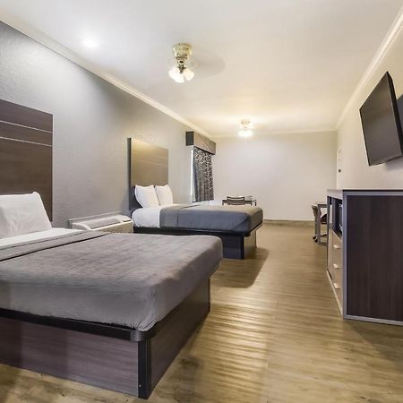 Americas Best Value Platinum Inn & Suites Хюстън Екстериор снимка